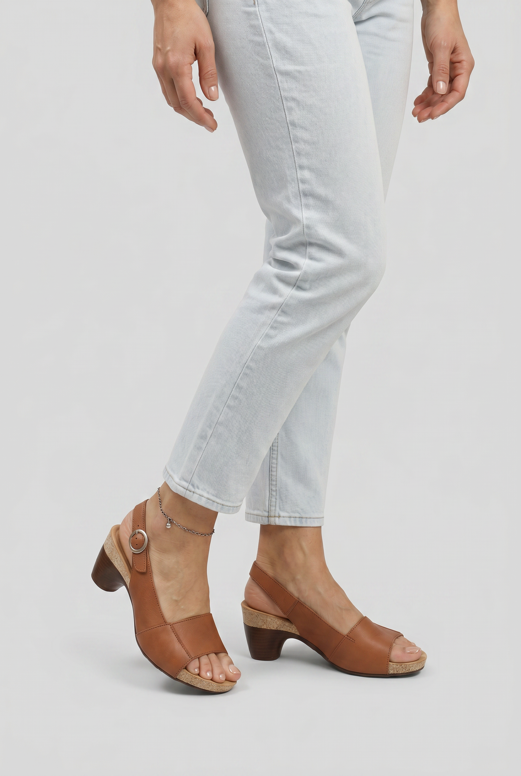 Women’s Open Toe Slingback Sandals | Buckle Strap