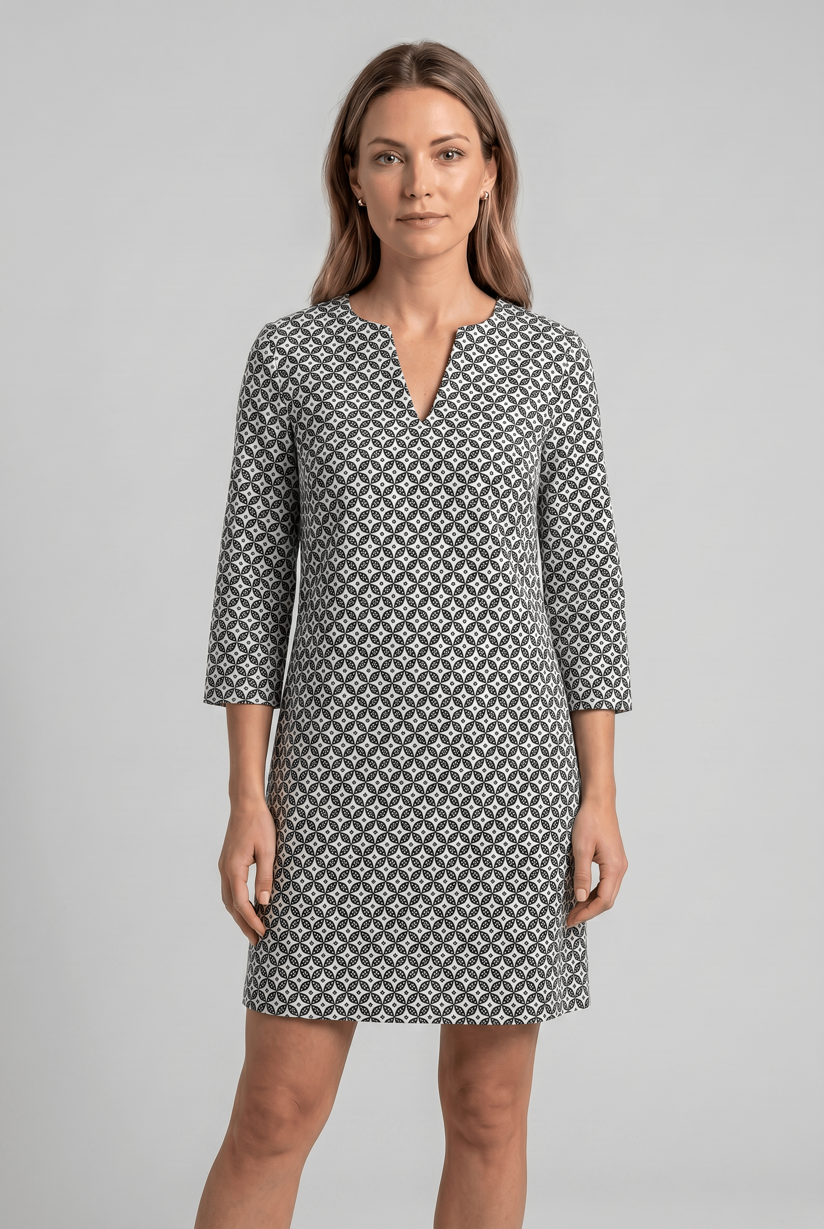 Women's Split Neck 3/4 Sleeve Geometric Print Shift Dress | Mini
