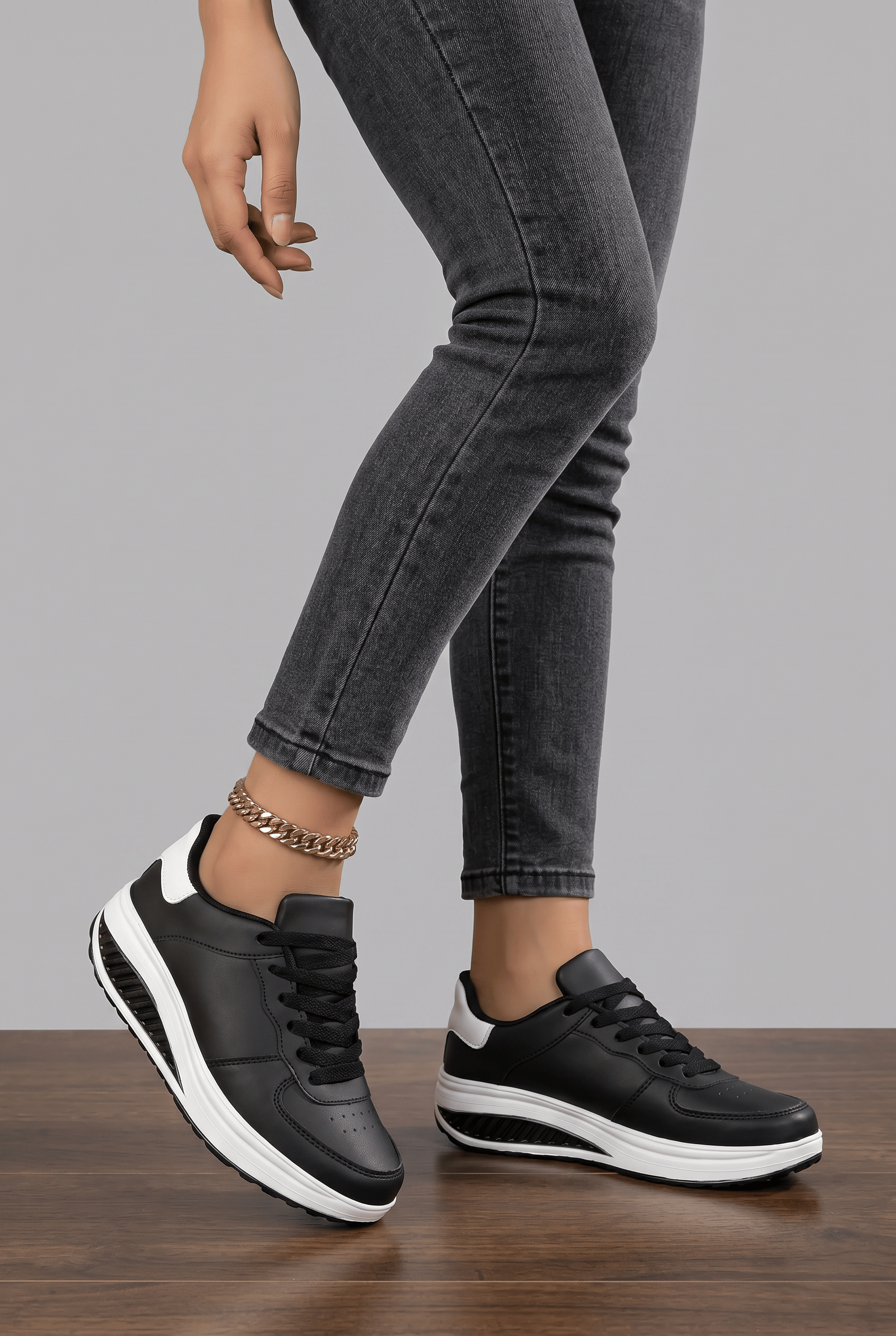 Women's Lace-Up Casual Platform Trainers | Round Toe