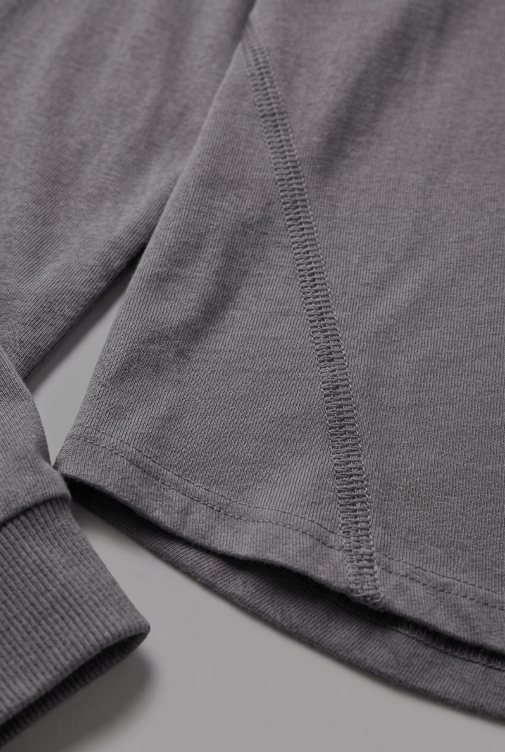 Men's Round Neck Long Sleeves Sweatshirt | Drop Shoulder