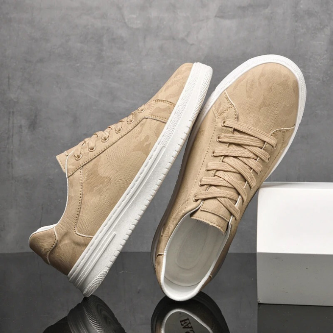 Men’s Classic Low-Top Sneakers | Minimal Lace-Up Casual Shoes