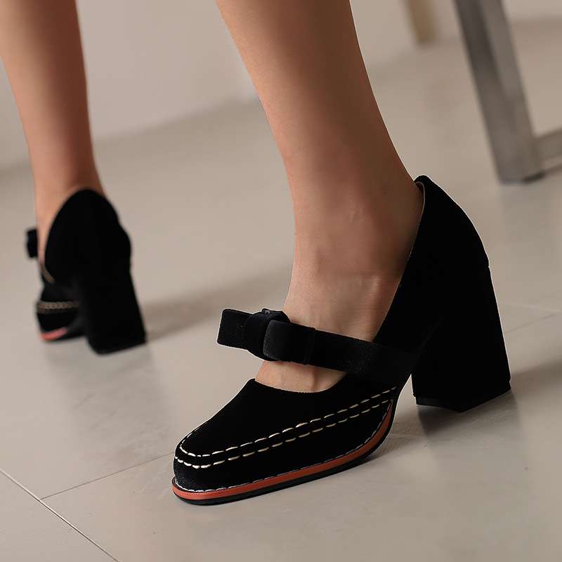 Women's Block Heel Mary Jane with Bow Tie | Classic