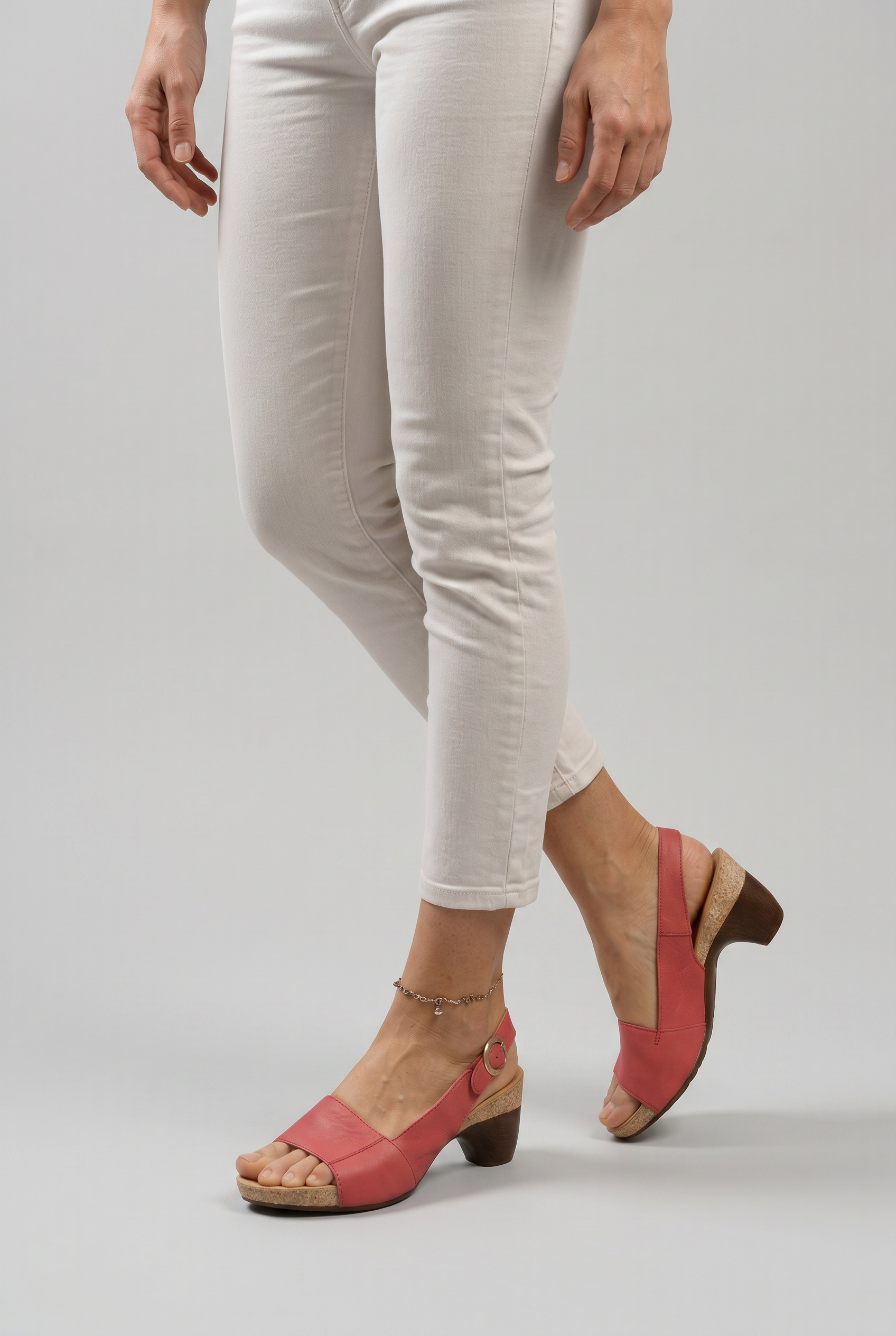 Women’s Open Toe Slingback Sandals | Buckle Strap