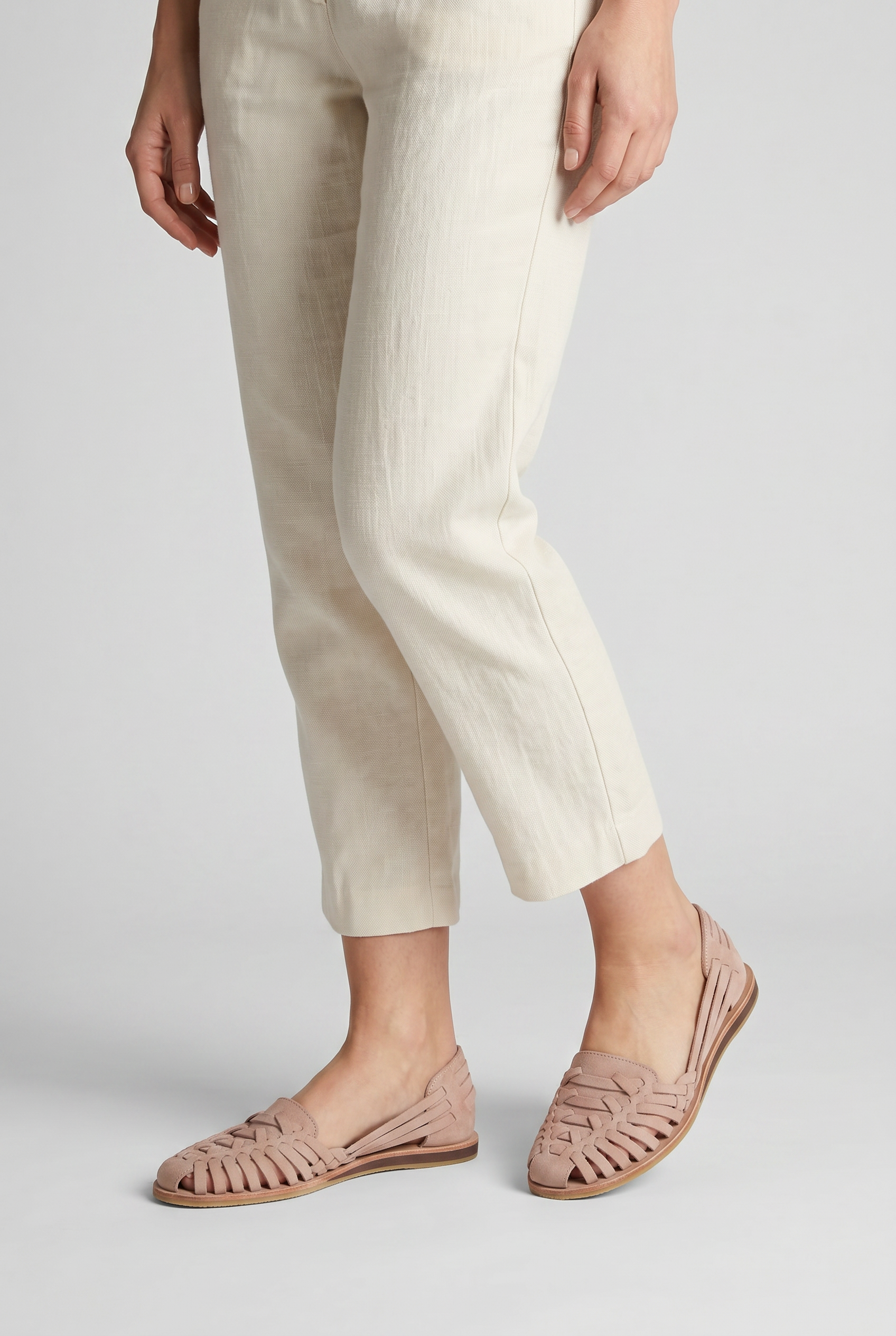 Women's Flat Shoes with Woven Upper and Slingback Strap | Closed Toe
